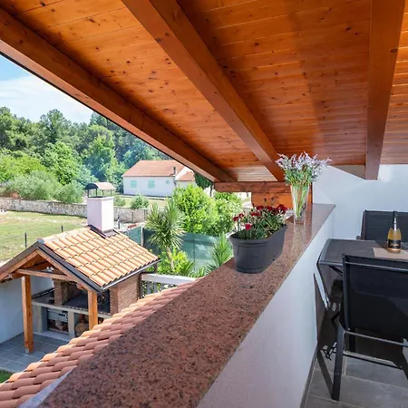 Amazing In With Outdoor Swimming Pool * Peroj
