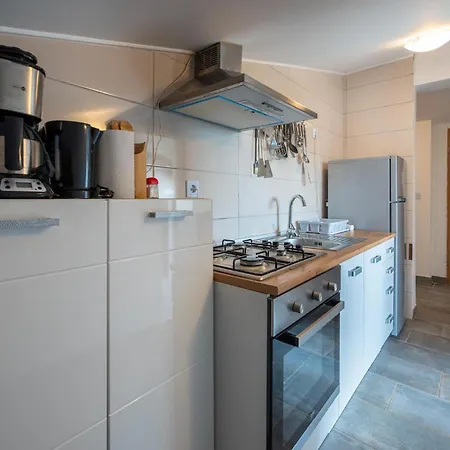 Lovely In With Wifi Holiday home *