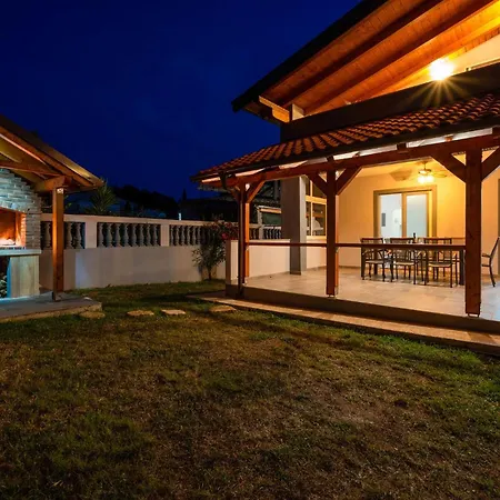 Amazing In With Outdoor Swimming Pool Holiday home Peroj