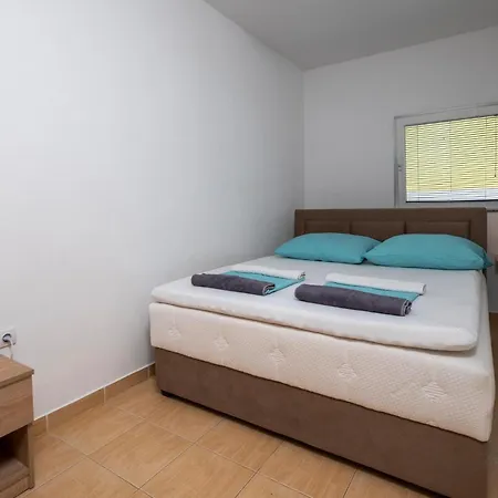 Lovely In With Wifi Holiday home *