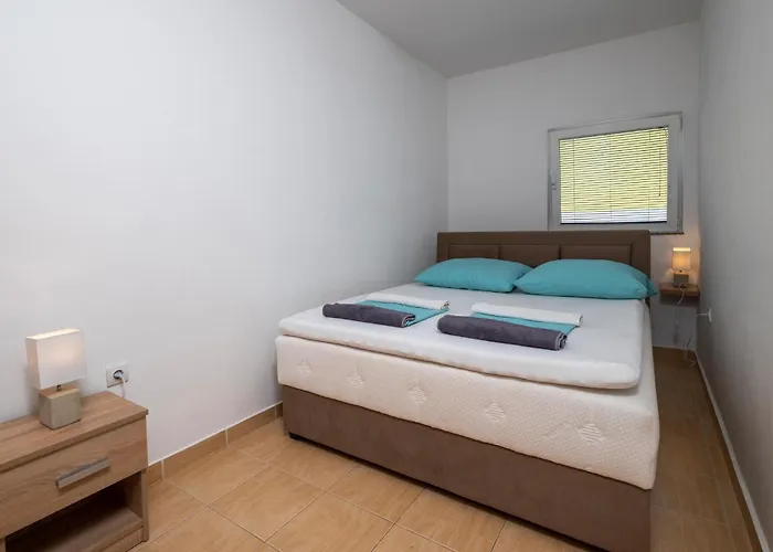 Lovely In With Wifi Holiday home *